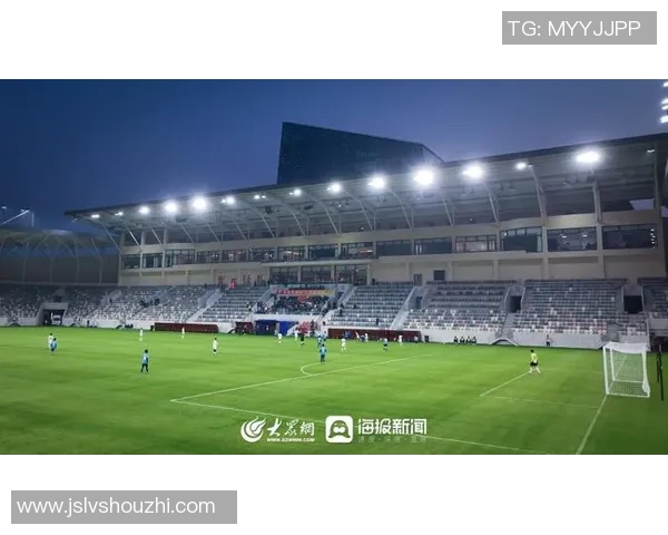 日照球星卡店周边足球场详细地址及交通指南解析