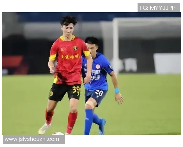 香港足球新星崛起：他们如何在挑战中突破自我打造辉煌未来